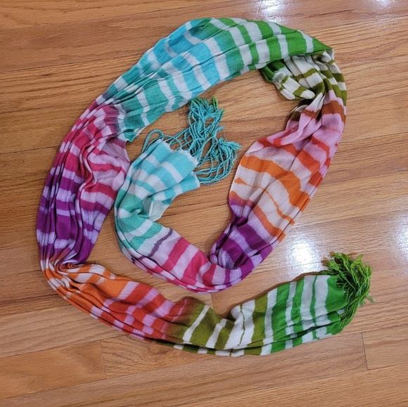 Made of Me multicolor scarf - Picture 2 of 4